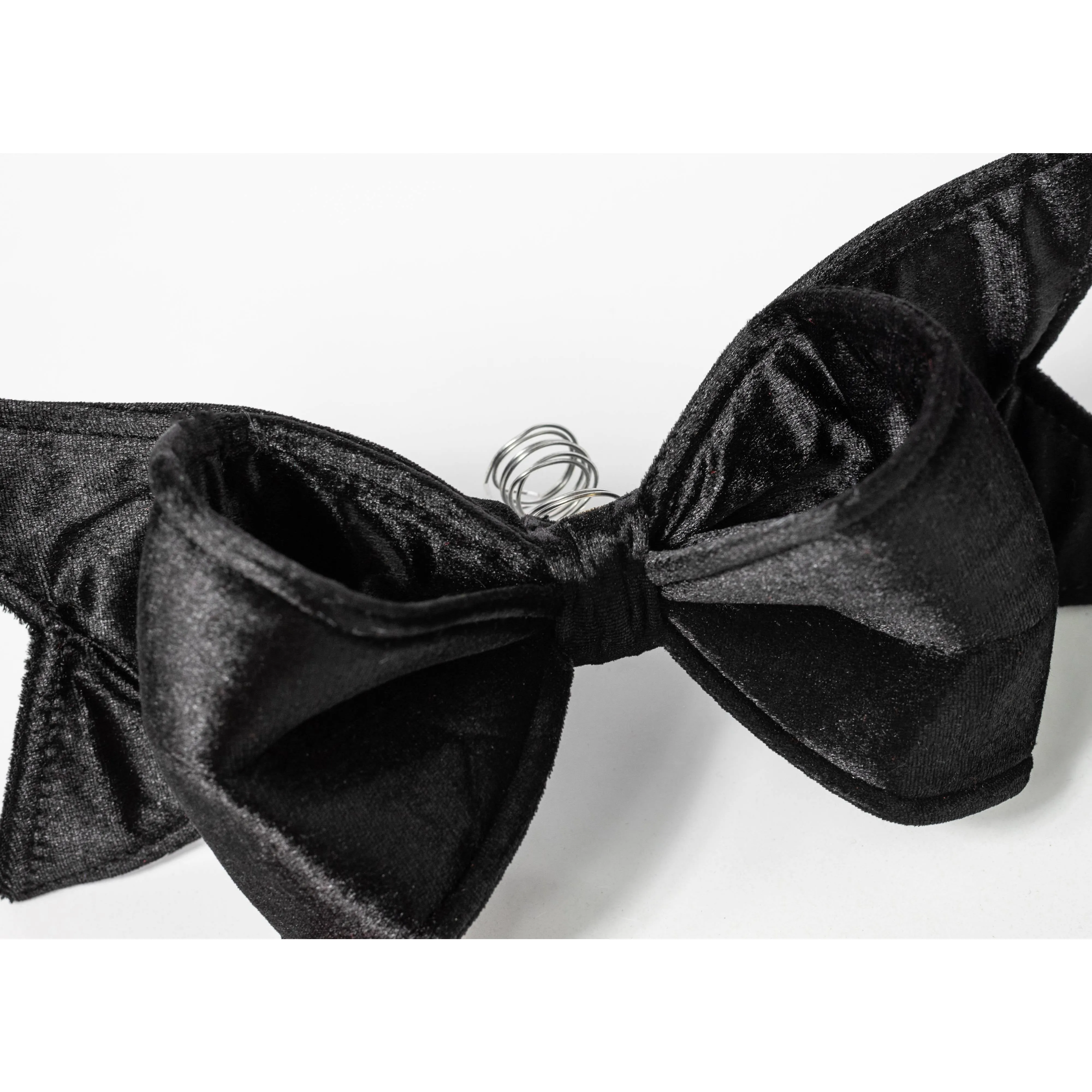 12" Velvet Bow Ornament: Black