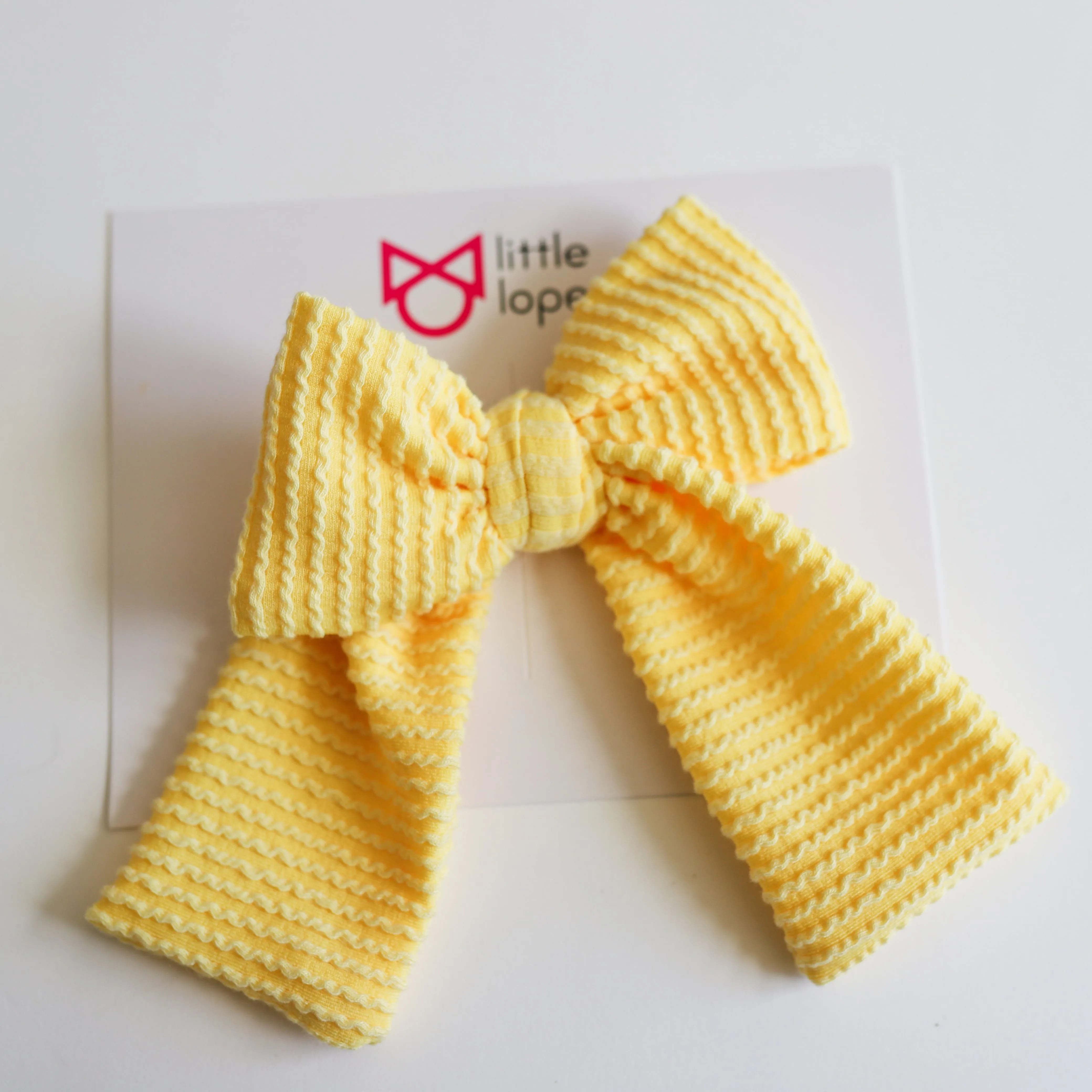 Cozy Ribbed Party Bows