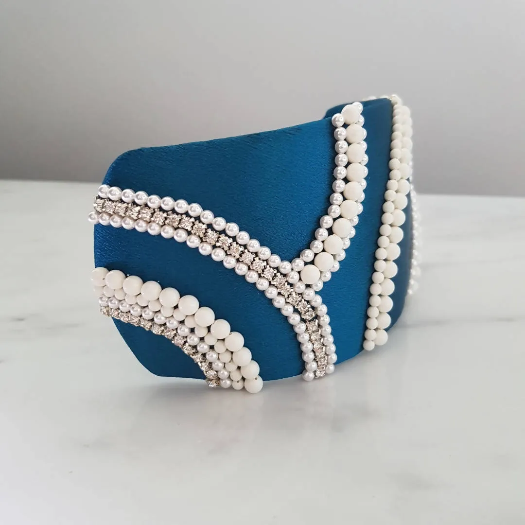 Elizabeth Pearl and Crystal Headpiece