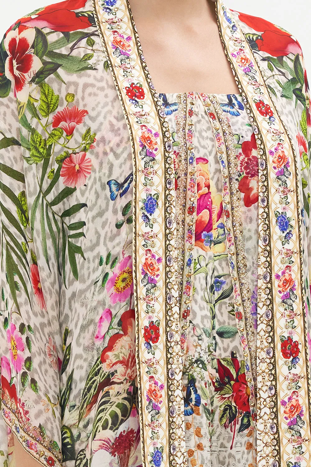 MID LENGTH KIMONO LAYER W COLLAR LEOS BOUQUET