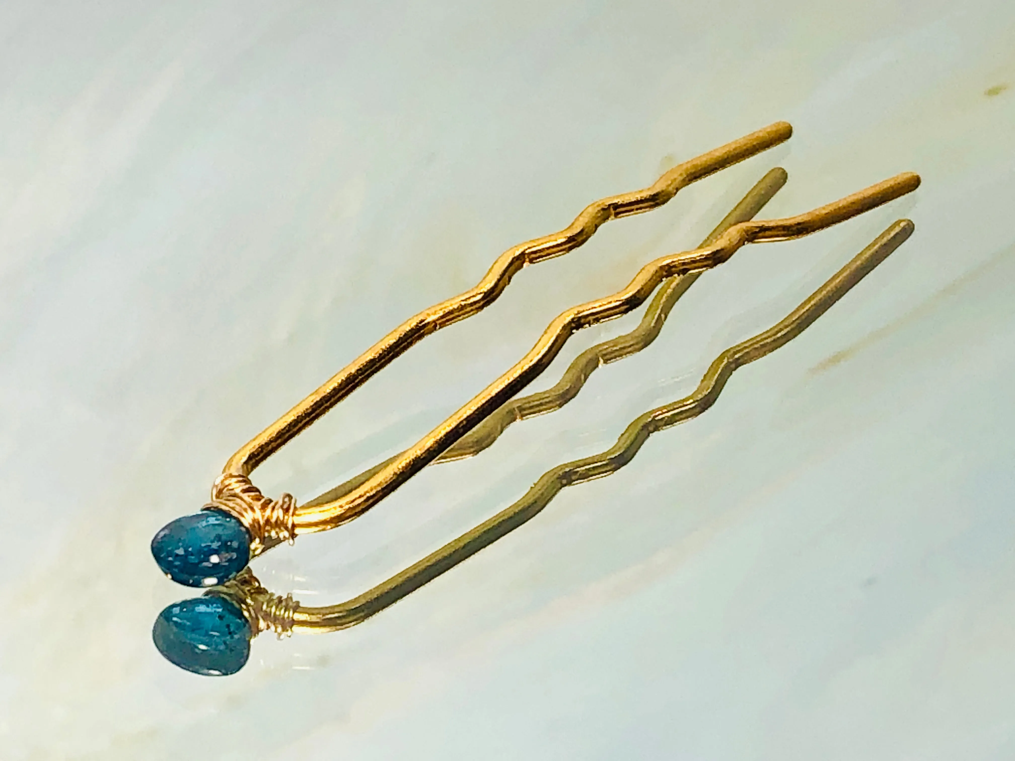 Moss Kyanite Gold Gemstone Hair Pin, Luxury Gold Hair Pin, gemstone metal hair jewelry
