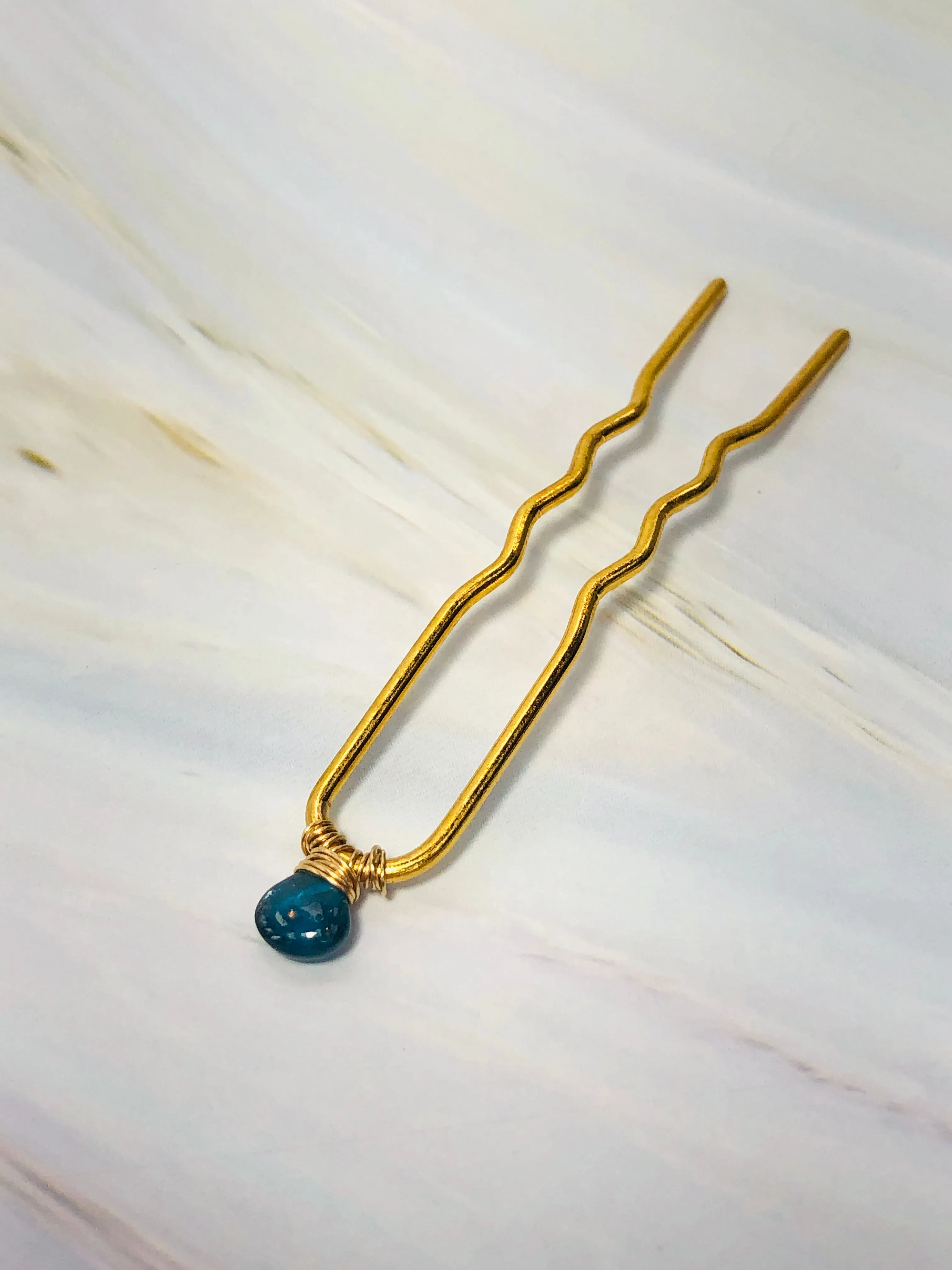 Moss Kyanite Gold Gemstone Hair Pin, Luxury Gold Hair Pin, gemstone metal hair jewelry